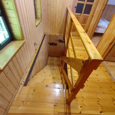 Bajkowe Chatki Letniskowe Nad Jeziorem Narie *